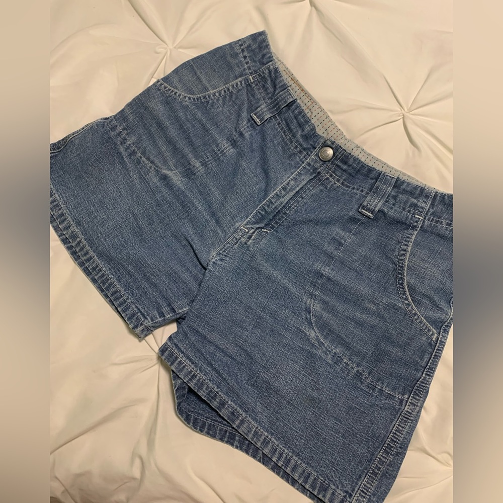 Vintage 90’s Levi Shorts